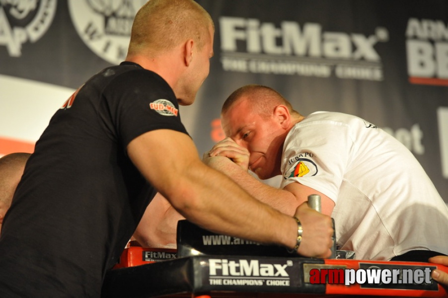 Mistrzostwa Polski 2011 - lewa reka # Siłowanie na ręce # Armwrestling # Armpower.net