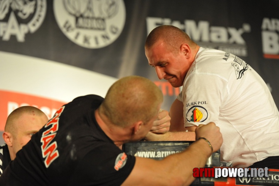 Mistrzostwa Polski 2011 - lewa reka # Siłowanie na ręce # Armwrestling # Armpower.net