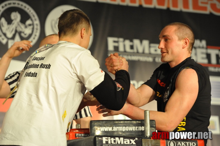 Mistrzostwa Polski 2011 - lewa reka # Siłowanie na ręce # Armwrestling # Armpower.net