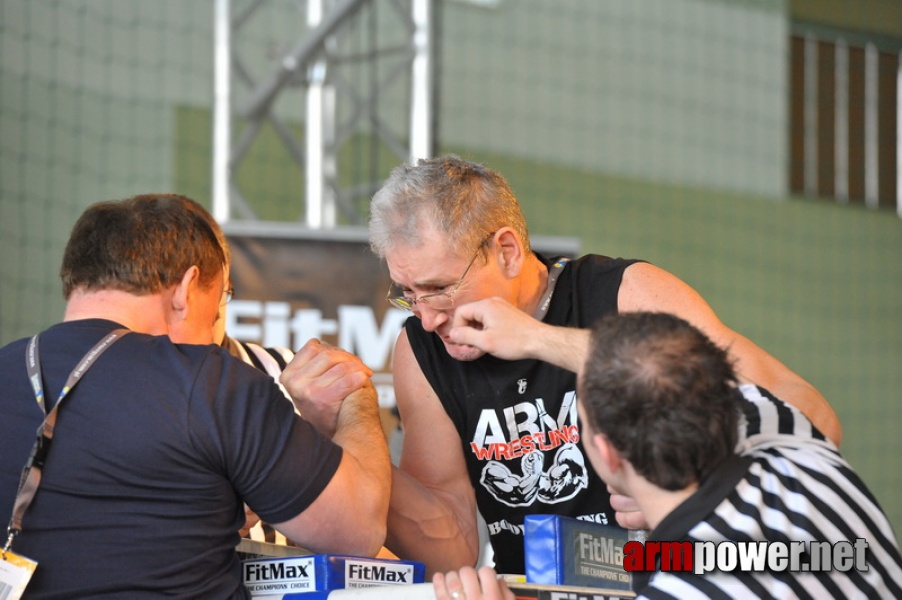 Mistrzostwa Polski 2011 - prawa reka # Siłowanie na ręce # Armwrestling # Armpower.net