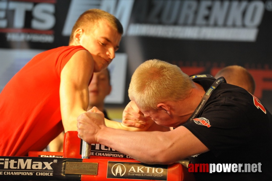 Mistrzostwa Polski 2011 - prawa reka # Armwrestling # Armpower.net