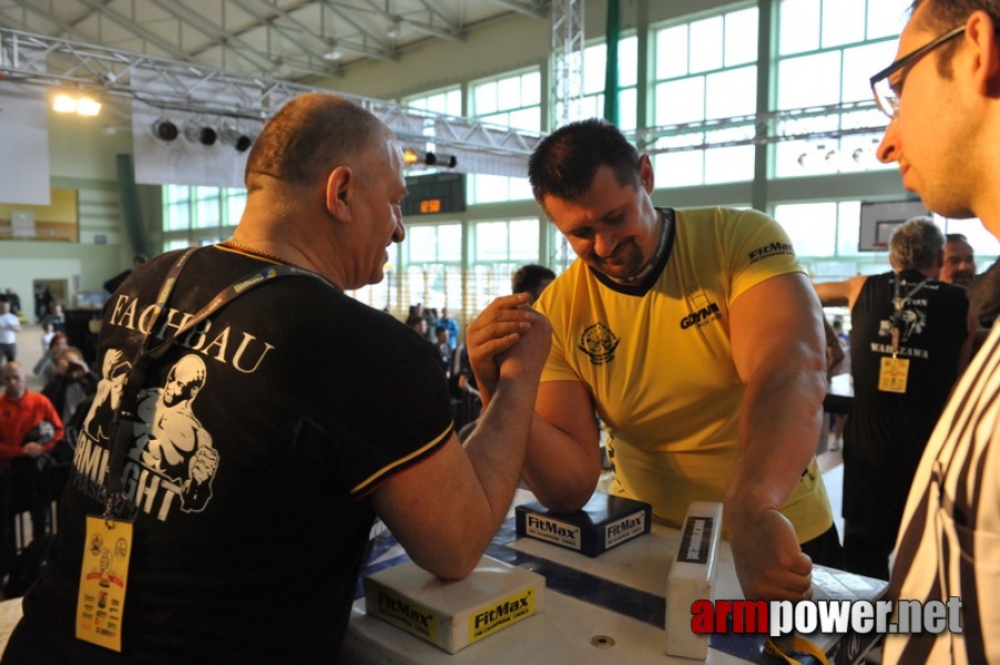 Mistrzostwa Polski 2011 - prawa reka # Siłowanie na ręce # Armwrestling # Armpower.net