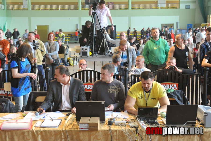 Mistrzostwa Polski 2011 - prawa reka # Siłowanie na ręce # Armwrestling # Armpower.net