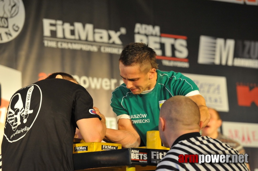 Mistrzostwa Polski 2011 - prawa reka # Siłowanie na ręce # Armwrestling # Armpower.net