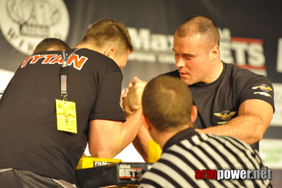 Mistrzostwa Polski 2011 - prawa reka # Armwrestling # Armpower.net