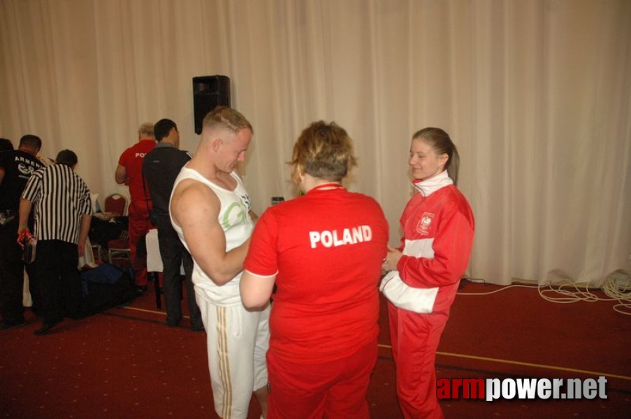 Europeans 2011 - Day 1 # Armwrestling # Armpower.net