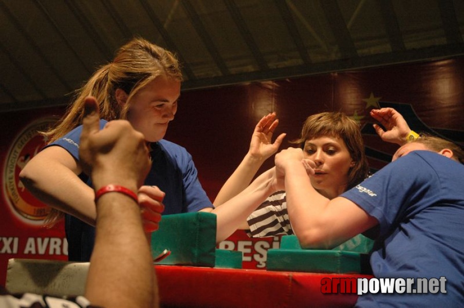 Europeans 2011 - Day 1 # Armwrestling # Armpower.net