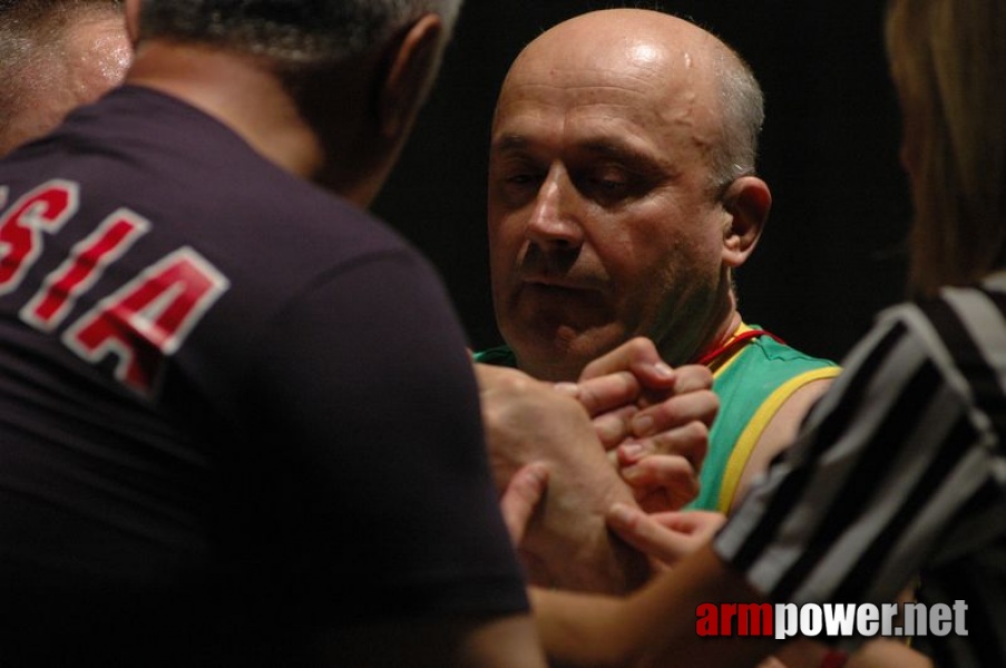 Europeans 2011 - Day 1 # Siłowanie na ręce # Armwrestling # Armpower.net