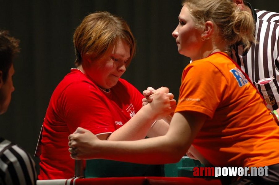 Europeans 2011 - Day 2 # Armwrestling # Armpower.net