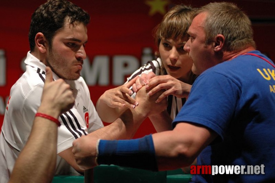 Europeans 2011 - Day 2 # Siłowanie na ręce # Armwrestling # Armpower.net