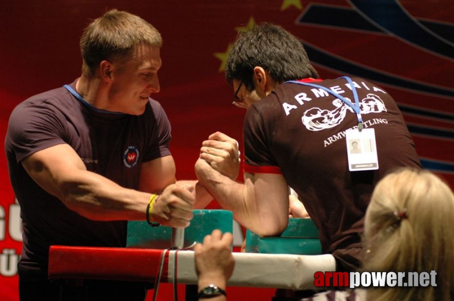 Europeans 2011 - Day 3 # Armwrestling # Armpower.net