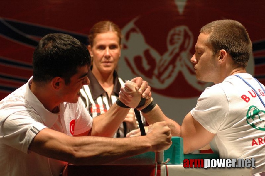 Europeans 2011 - Day 3 # Armwrestling # Armpower.net