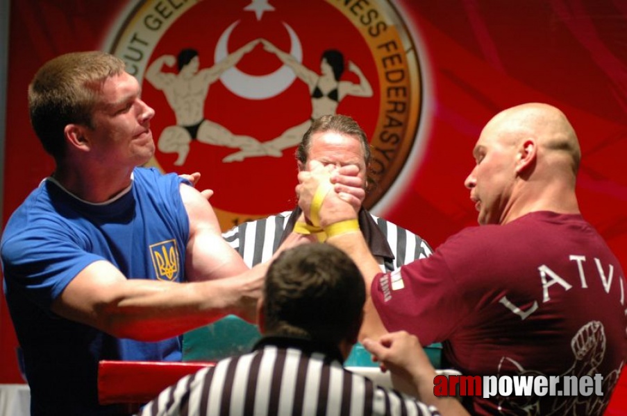 Europeans 2011 - Day 3 # Siłowanie na ręce # Armwrestling # Armpower.net