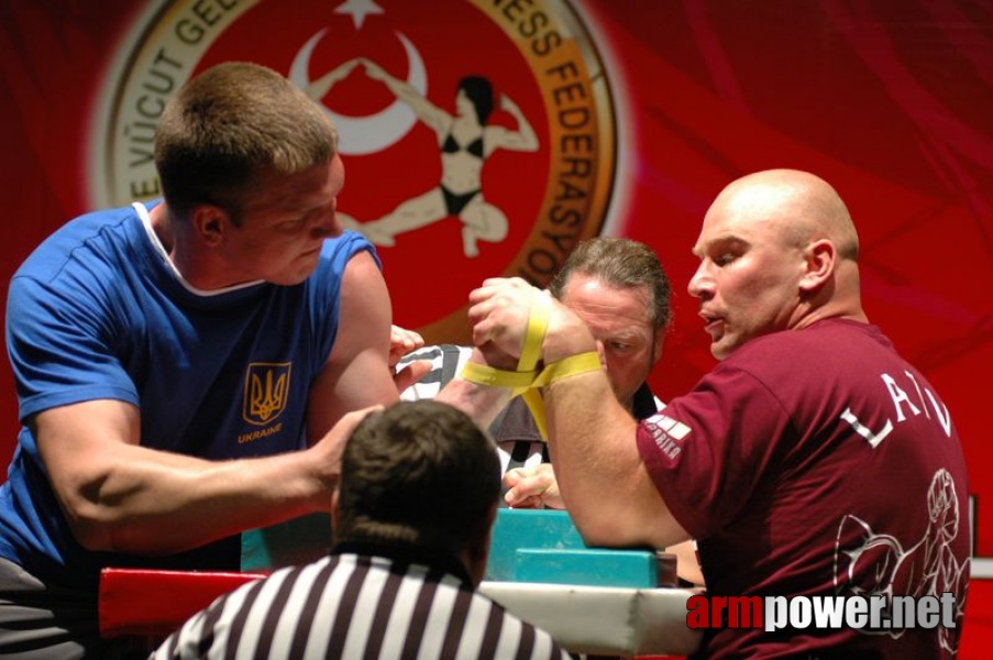 Europeans 2011 - Day 3 # Siłowanie na ręce # Armwrestling # Armpower.net