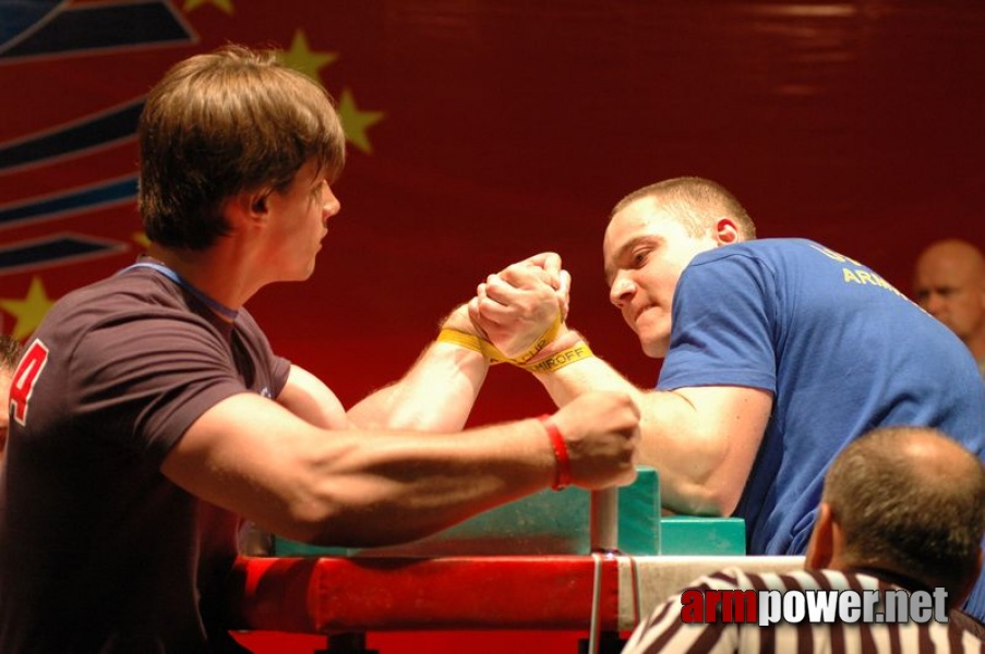 Europeans 2011 - Day 3 # Armwrestling # Armpower.net