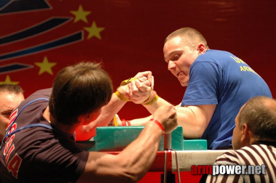 Europeans 2011 - Day 3 # Armwrestling # Armpower.net