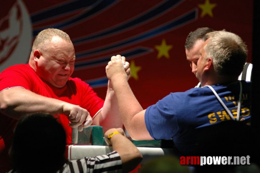 Europeans 2011 - Day 3 # Armwrestling # Armpower.net