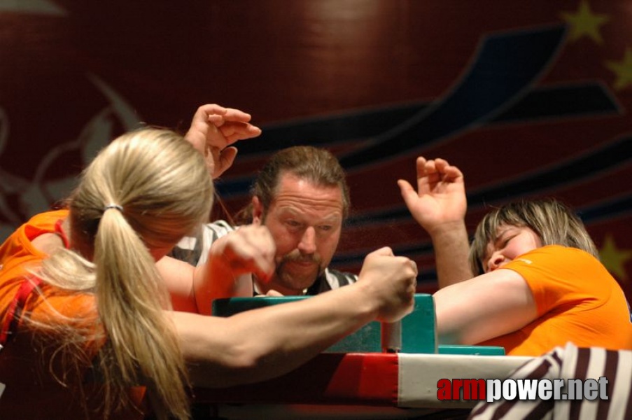 Europeans 2011 - Day 3 # Armwrestling # Armpower.net