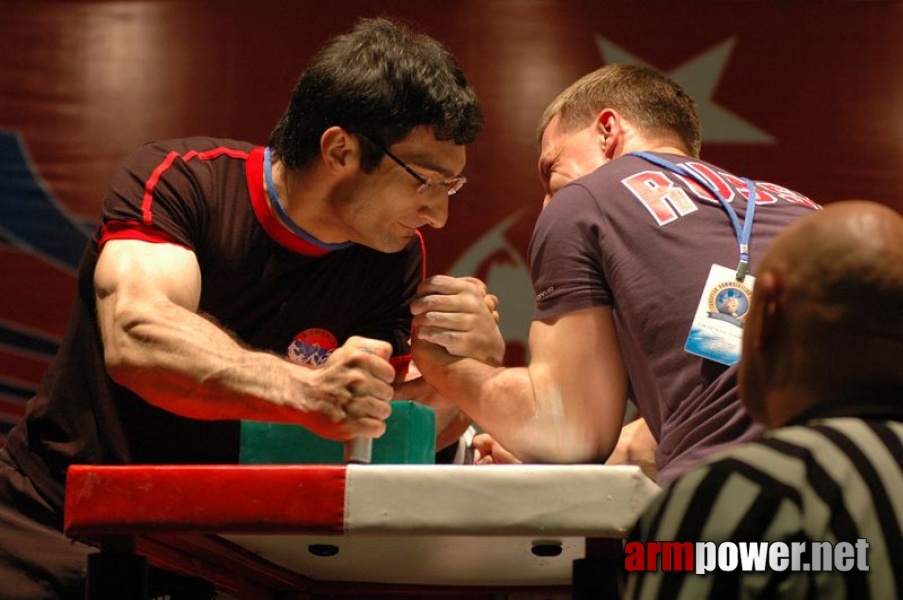 Europeans 2011 - Day 3 # Armwrestling # Armpower.net