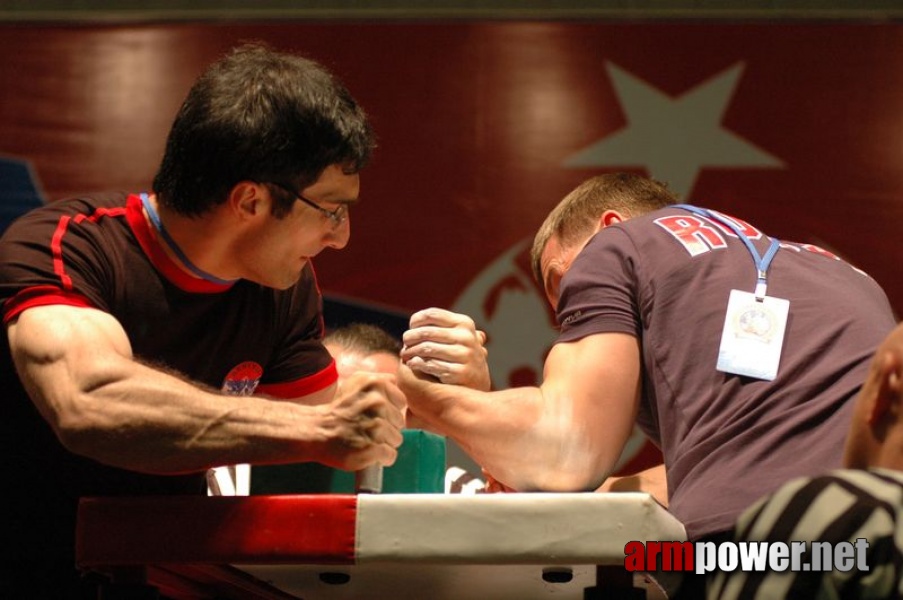 Europeans 2011 - Day 3 # Armwrestling # Armpower.net