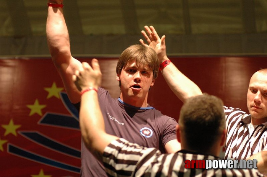 Europeans 2011 - Day 3 # Armwrestling # Armpower.net