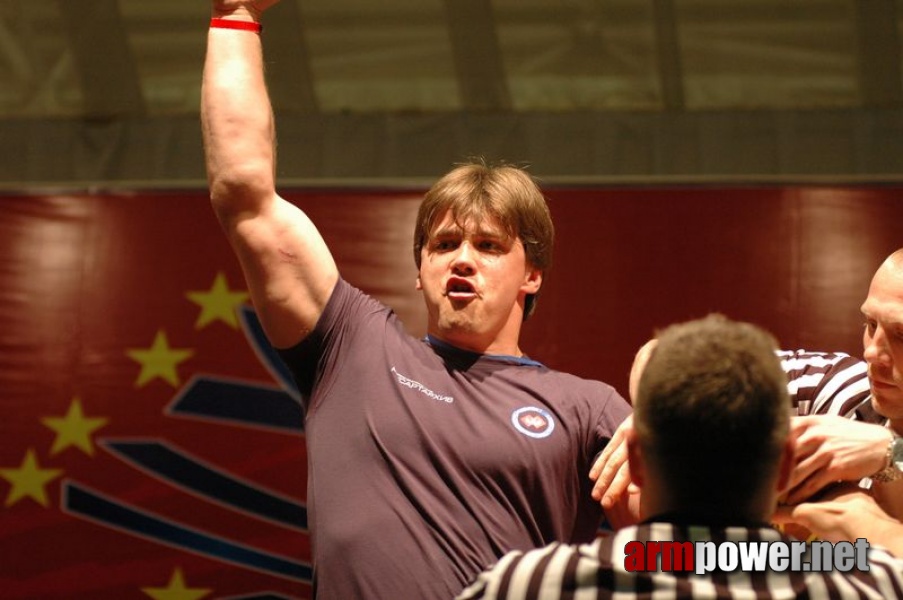 Europeans 2011 - Day 3 # Armwrestling # Armpower.net