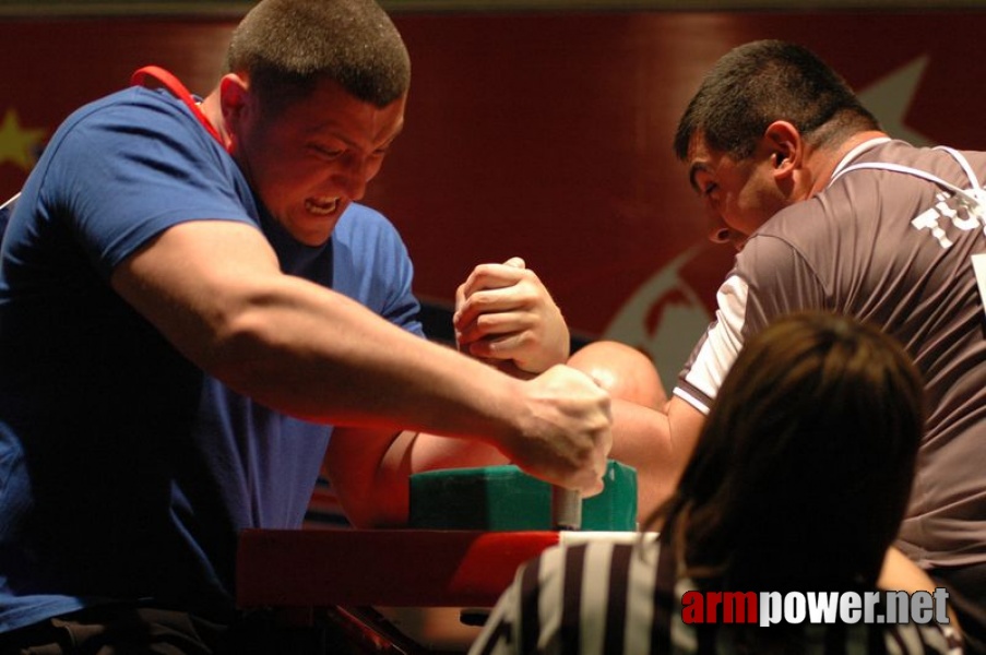 Europeans 2011 - Day 3 # Armwrestling # Armpower.net