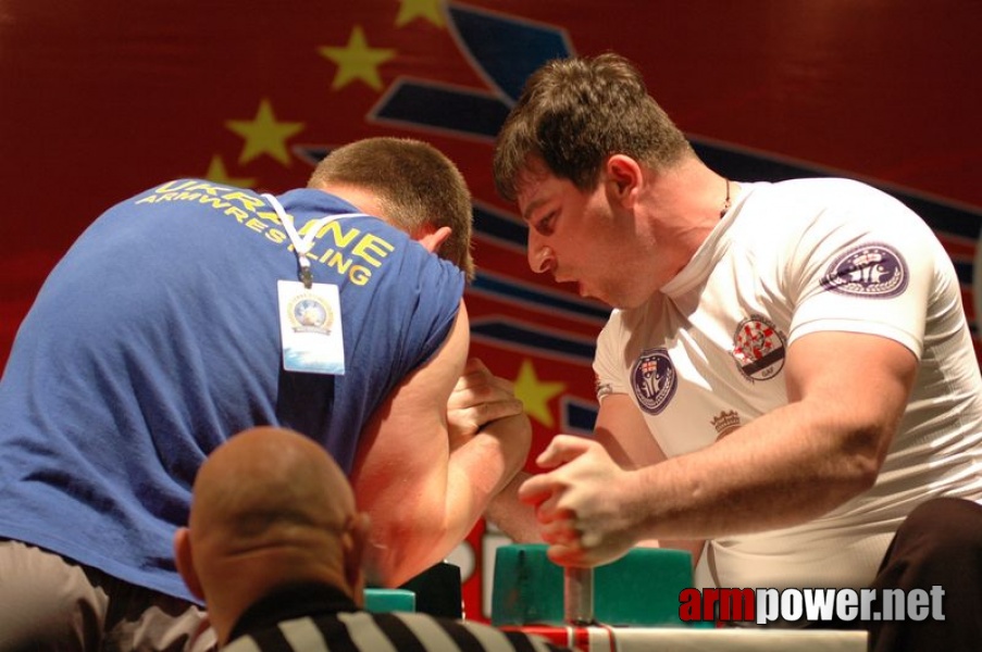 Europeans 2011 - Day 4 # Siłowanie na ręce # Armwrestling # Armpower.net