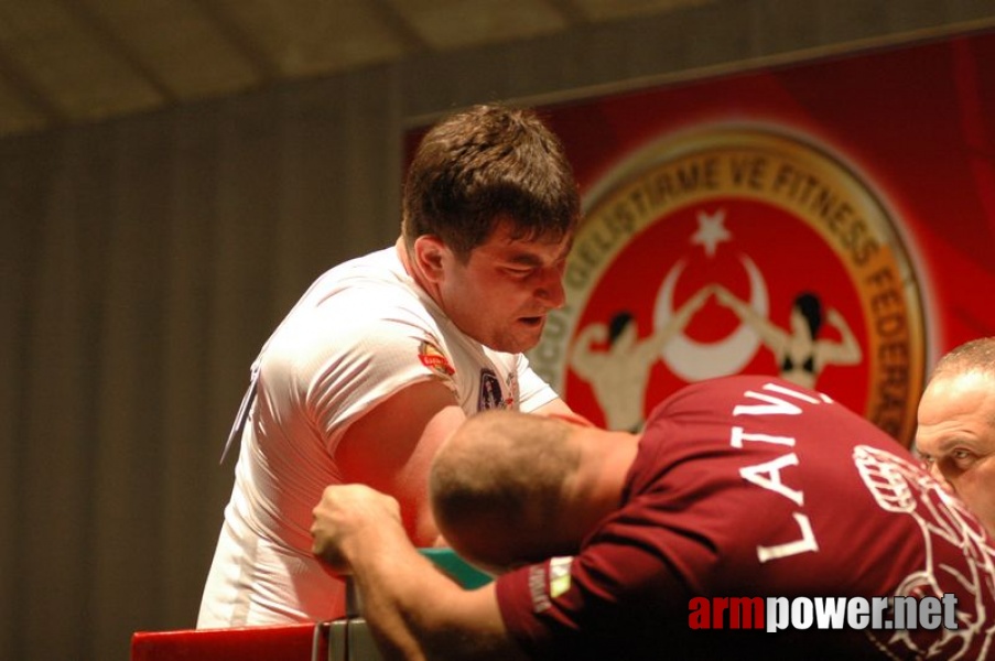 Europeans 2011 - Day 4 # Armwrestling # Armpower.net