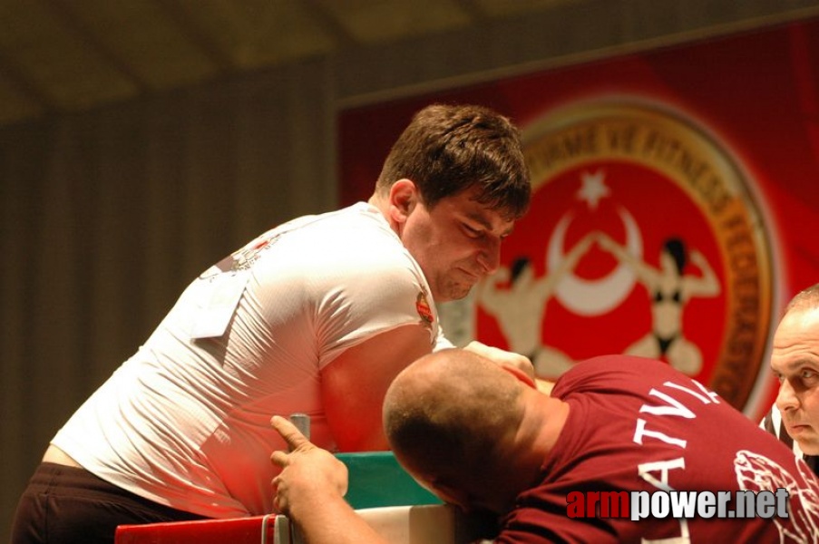 Europeans 2011 - Day 4 # Armwrestling # Armpower.net