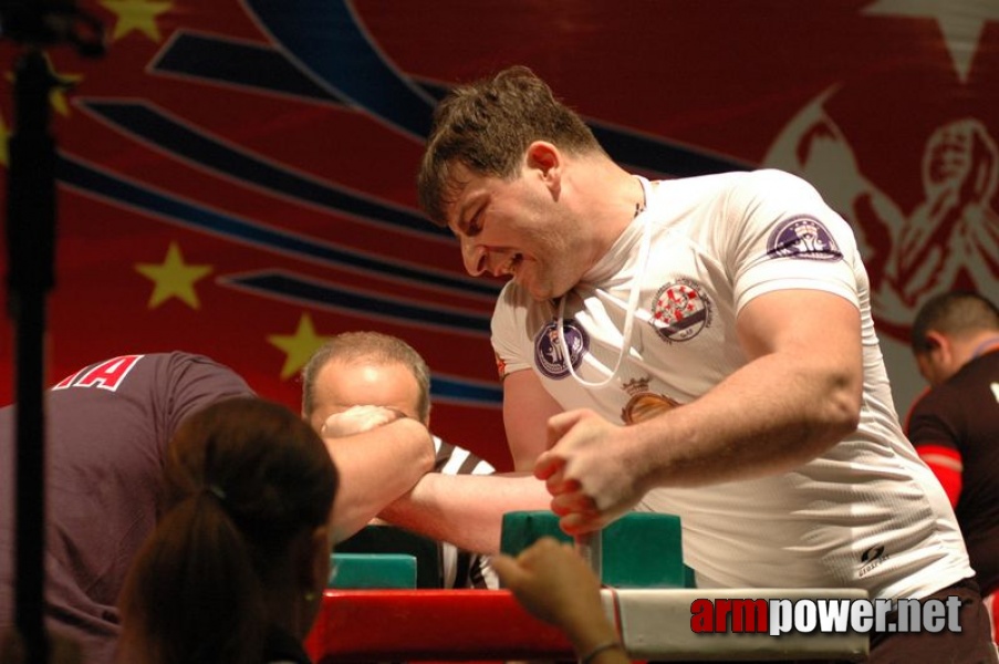 Europeans 2011 - Day 4 # Armwrestling # Armpower.net