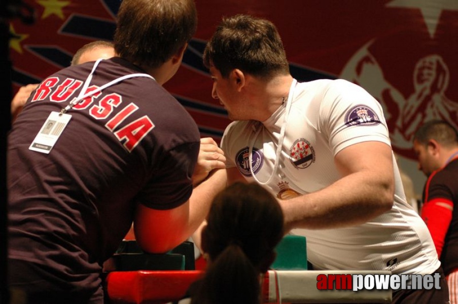 Europeans 2011 - Day 4 # Siłowanie na ręce # Armwrestling # Armpower.net