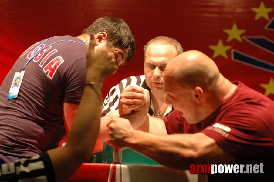 Europeans 2011 - Day 4 # Armwrestling # Armpower.net