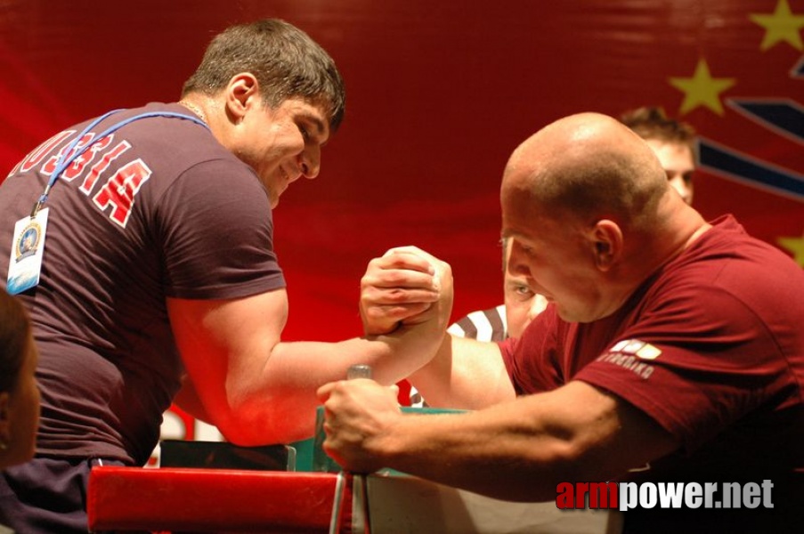 Europeans 2011 - Day 4 # Armwrestling # Armpower.net