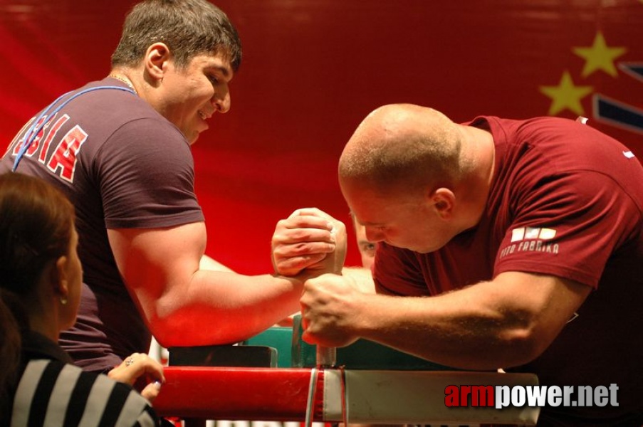 Europeans 2011 - Day 4 # Siłowanie na ręce # Armwrestling # Armpower.net