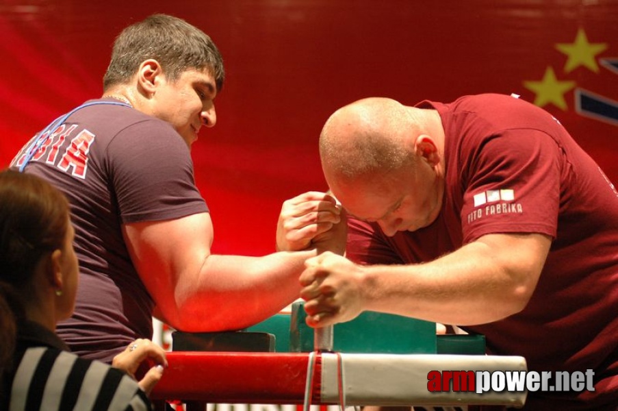 Europeans 2011 - Day 4 # Siłowanie na ręce # Armwrestling # Armpower.net