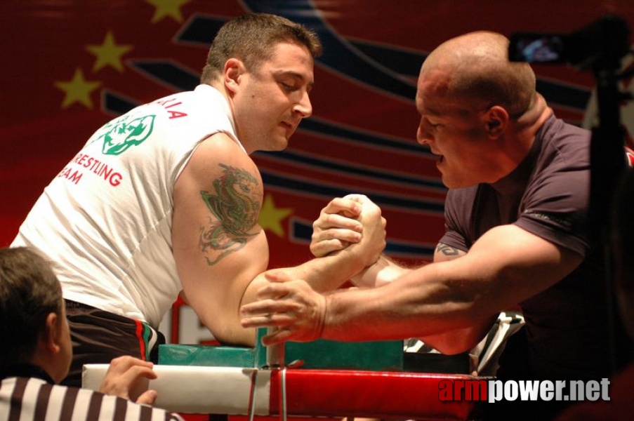 Europeans 2011 - Day 4 # Armwrestling # Armpower.net