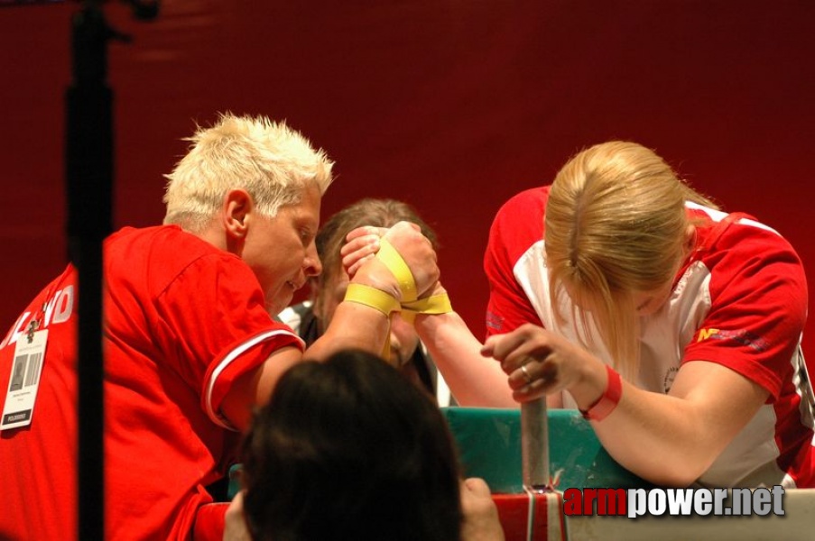 Europeans 2011 - Day 4 # Armwrestling # Armpower.net