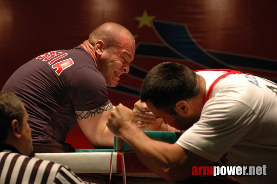 Europeans 2011 - Day 4 # Armwrestling # Armpower.net