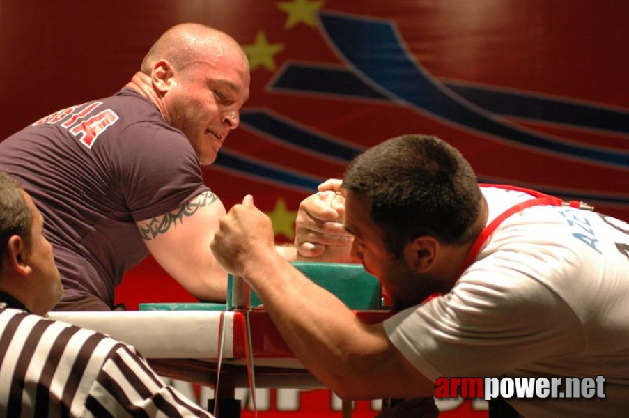 Europeans 2011 - Day 4 # Armwrestling # Armpower.net