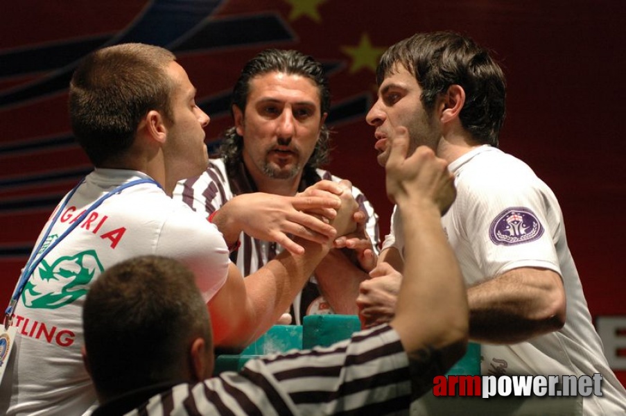 Europeans 2011 - Day 4 # Armwrestling # Armpower.net