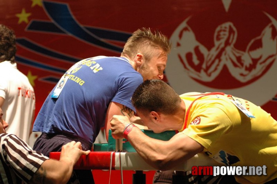 Europeans 2011 - Day 4 # Armwrestling # Armpower.net