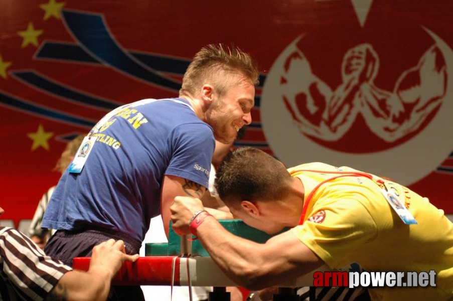 Europeans 2011 - Day 4 # Siłowanie na ręce # Armwrestling # Armpower.net