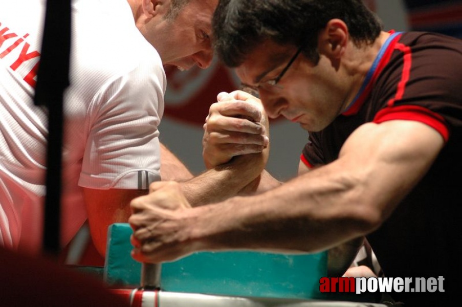 Europeans 2011 - Day 4 # Armwrestling # Armpower.net