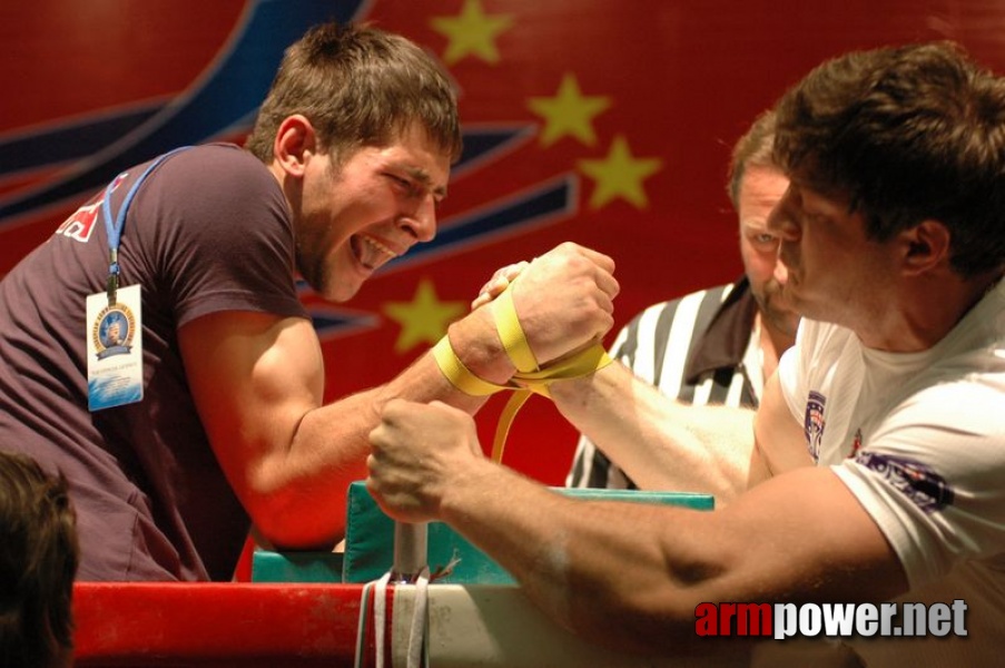 Europeans 2011 - Day 4 # Armwrestling # Armpower.net