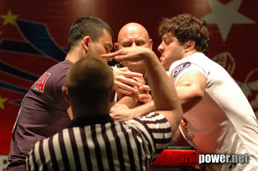 Europeans 2011 - Day 4 # Armwrestling # Armpower.net