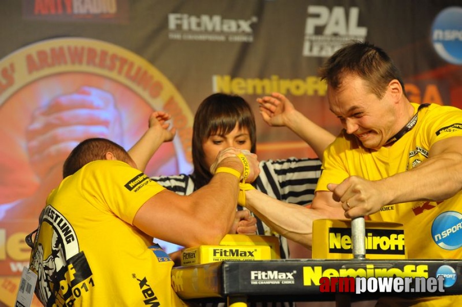 Nemiroff  2011 - Right Hand # Armwrestling # Armpower.net