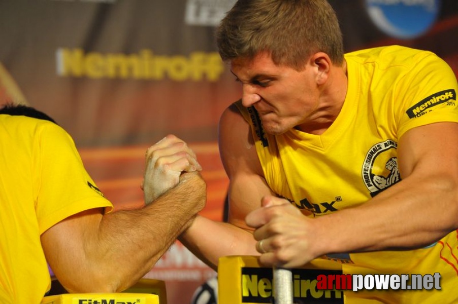 Nemiroff  2011 - Right Hand # Siłowanie na ręce # Armwrestling # Armpower.net