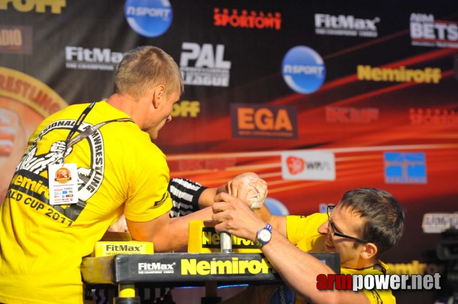 Nemiroff  2011 - Right Hand # Armwrestling # Armpower.net