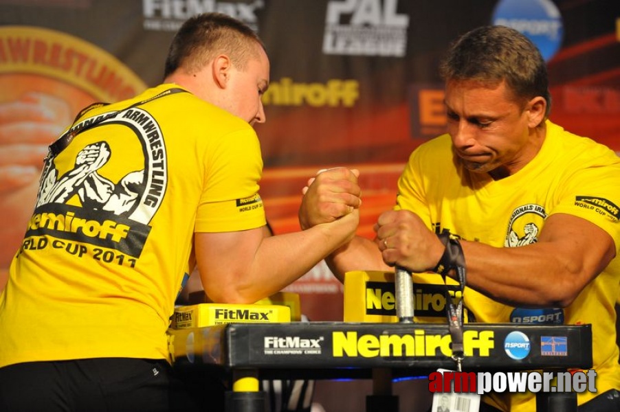 Nemiroff  2011 - Right Hand # Armwrestling # Armpower.net